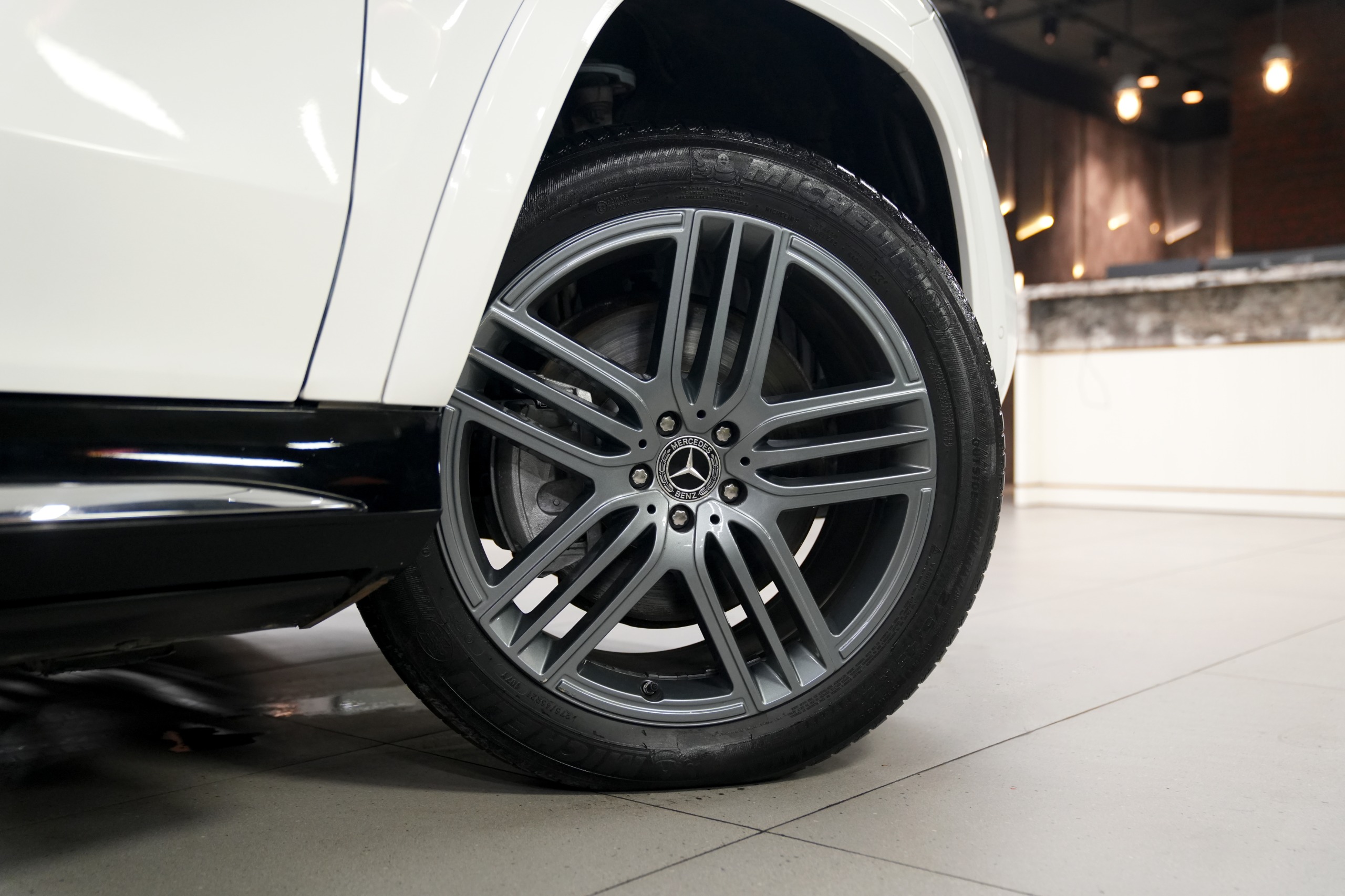 Mercedes-Benz GLS 400d 4-Matic - GLS 600 Kit.